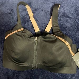 Victoria’s Secret knockout sports bra NWT 34DD